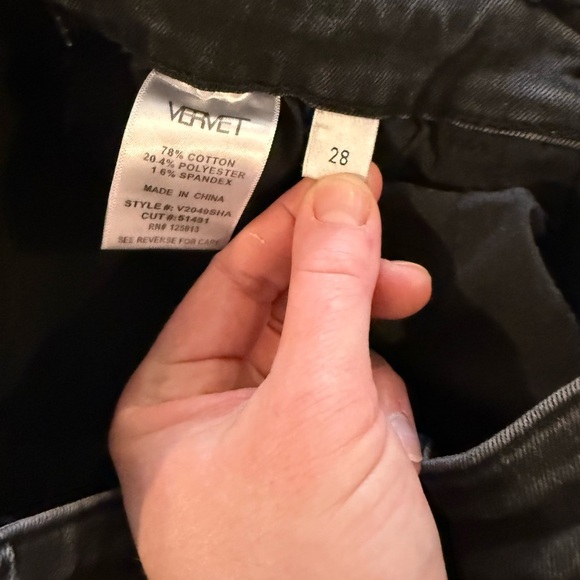 Vervet Black Distressed Denim Size 28. Ribcage button fly. - Picture 4 of 7
